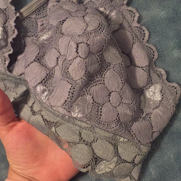 Bralettes - Picture 2 of 6